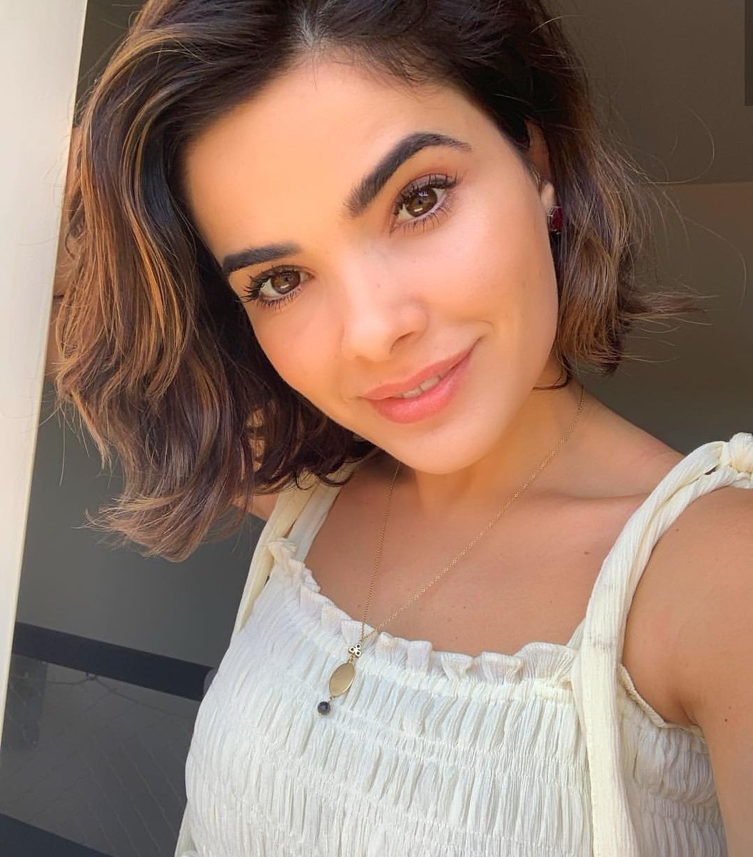 peraltastylez_'s tweet photo. Tem amor da minha vida de aniversário hoje ❤️🎈❤️🎈 @VanessaGiacomo1 , pra você desejo o melhor sempre. Muita saúde, amor, mais desafios, sucesso nesse ano que começa... muito de VOCÊ! Te amo, admiro, torço muito por você... Sempre! Seja feliz!!!!! 🙏💫🎂 https://t.co/ozPynfHgGX