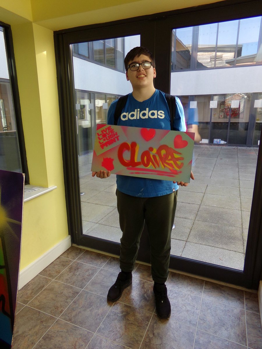 The_AuroraGroup's tweet image. Pupils at Aurora Hanley School had a visit from two professional #graffiti #artists yesterday who helped them to create canvas.

The young people really enjoyed the session and were proud to see the final piece on display at the school entrance.

#MakingEducationFun #Autism #SEND