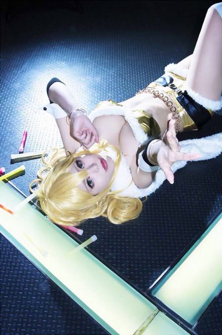 Twitterのコスプレ画像20