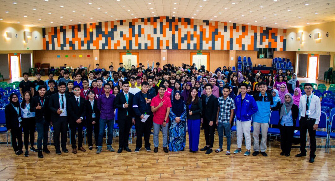 careerfair2018's tweet photo. *[APPRECIATION FOR KNOW YOUR ALUMNI: WHAT THEY SAY]* Part 1

Sincerely thanks to the alumni that willing to sacrifice their precious time and share their experiences with us.  Finally, we managed to get *STATE LEVEL MERIT*. 🎉

#careerfairump2019
#U2I
#Dare2Dream_Fight2Fly https://t.co/YIfAbzN1zN