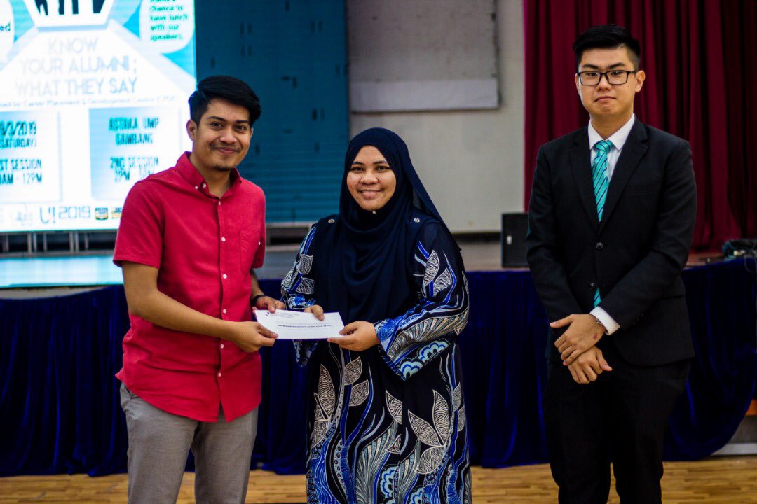 careerfair2018's tweet photo. *[APPRECIATION FOR KNOW YOUR ALUMNI: WHAT THEY SAY]* Part 1

Sincerely thanks to the alumni that willing to sacrifice their precious time and share their experiences with us.  Finally, we managed to get *STATE LEVEL MERIT*. 🎉

#careerfairump2019
#U2I
#Dare2Dream_Fight2Fly https://t.co/YIfAbzN1zN