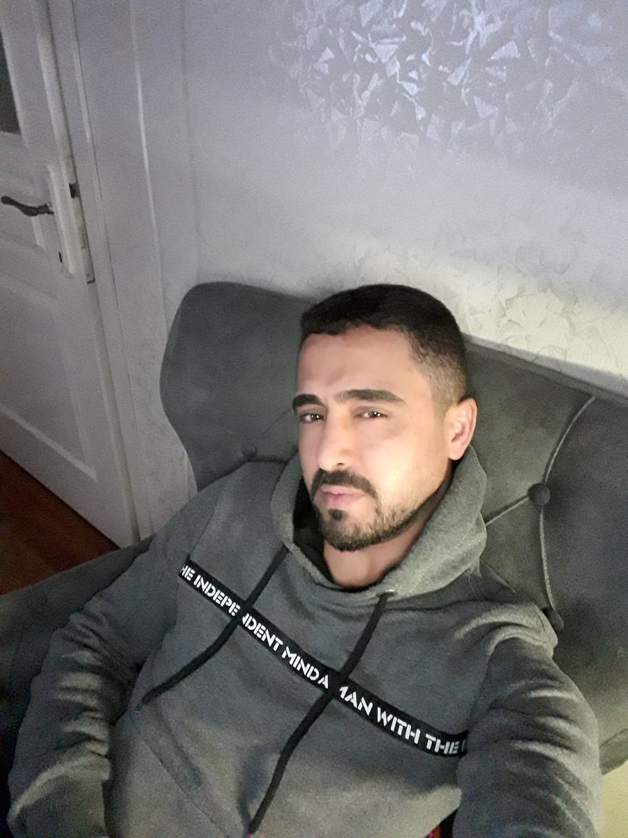 Kadikoydeyim görüşmek isteyin biri varsa eyer yani musafir etmek isteyen