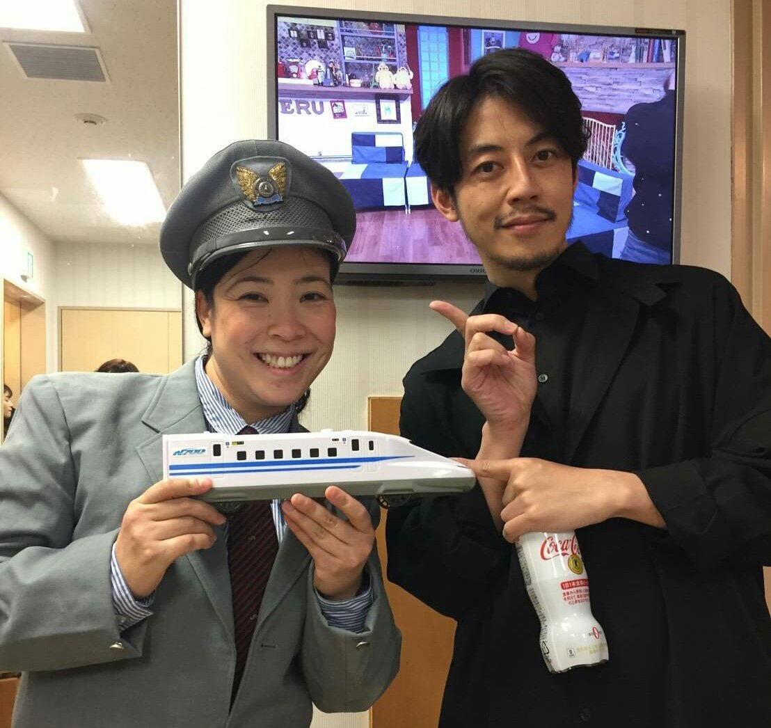 そのこ 電車 元自衛隊 鉄道アナウンスファン Sur Twitter キングコング Nsc東京入学生募集中 そのこ 鉄道芸人 鉄道ファン Nsc東京24期を卒業しました 読売テレビ ガリゲル の収録があり 伝説の キングコング西野さんにお会いでき 感激です 鉄道芸人 そのこ 電車 元自衛隊 鉄道アナウンスファン Sur Twitter キングコング Nsc東京入学生募集中 そのこ 鉄道芸人 鉄道ファン Nsc東京24期を卒業しました 読売テレビ ガリゲル の収録があり 伝説の キングコング西野さんにお会いでき 感激です 鉄道芸人