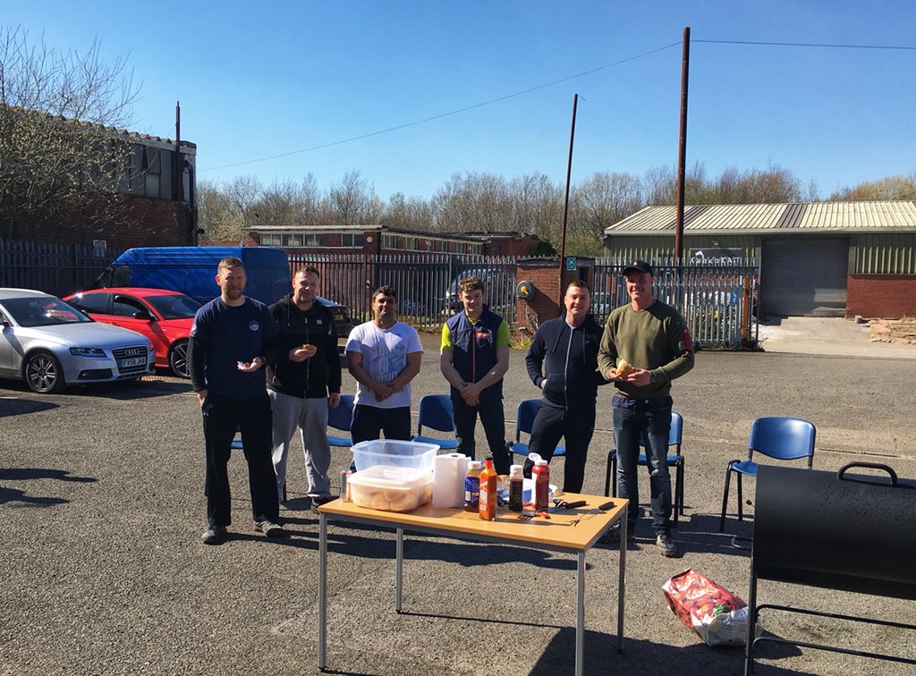 scottsaccess's tweet photo. Summer has arrived early at Scott’s Access! Anyone for a burger? 🍔🌭🍗
#scottsaccess #bbqweather https://t.co/hUN1jBAcw5