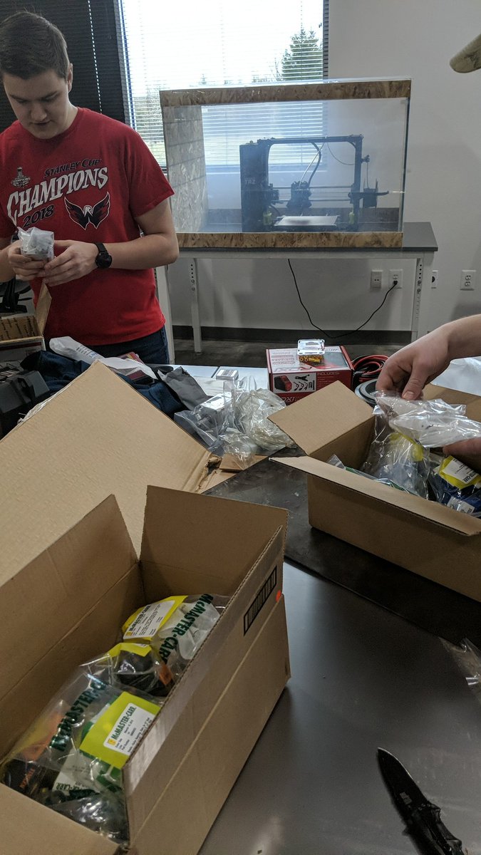 BOT_Robotics's tweet image. PARTS FINALLY ARRIVED!