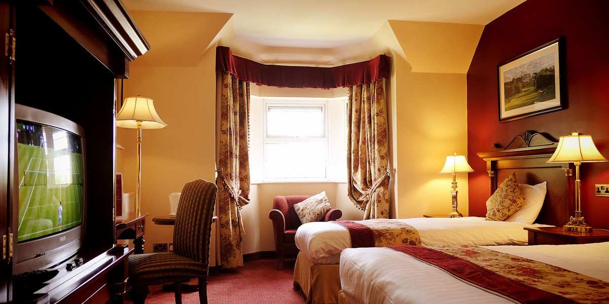 VisitTipp's tweet photo. #TakeTime to stay in the beautiful 4* @Rackethallhotel #Roscrea #Tipperary @ancienteastIRL,  luxurious accommodation with excellent dining options to suit every taste bud. @Rackethallhotel is great location for visiting many attractions including #RoscreaCastle @BikeParkIreland https://t.co/zsBkf15mxz