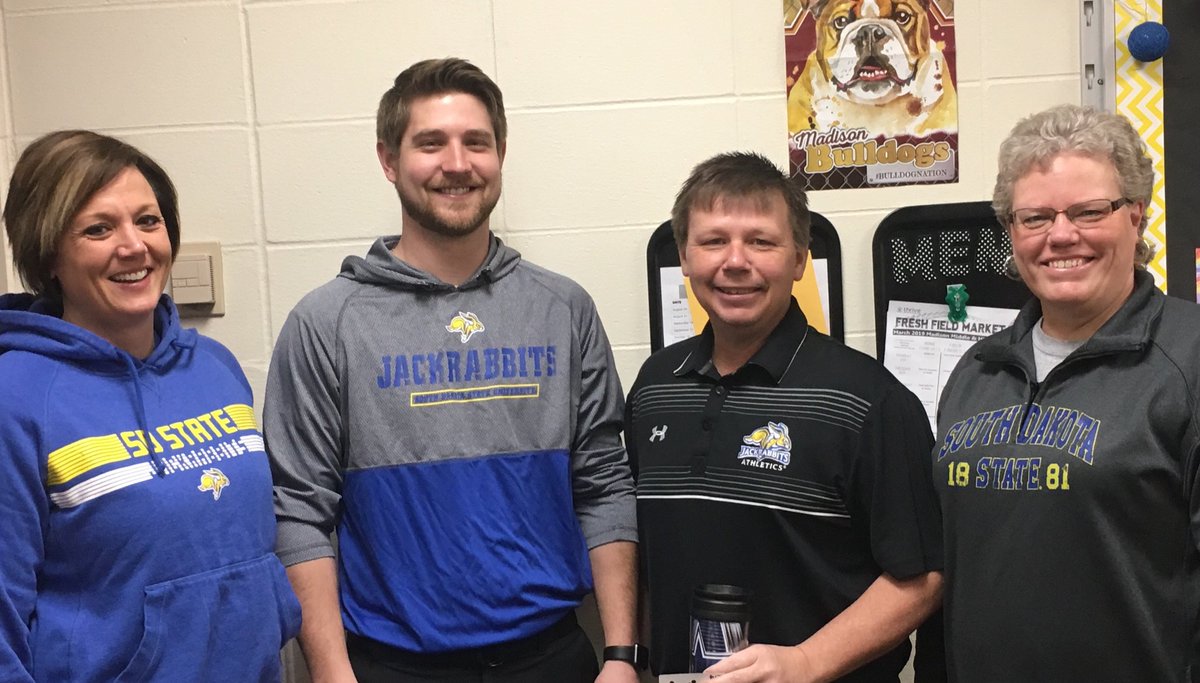DanelleKeninger's tweet photo. MMS teachers supporting @GoJacksWBB . #sweetsixteen @MadisonMSNews @janke_mr @Chriswaba9 https://t.co/Jv47xwtQJ5