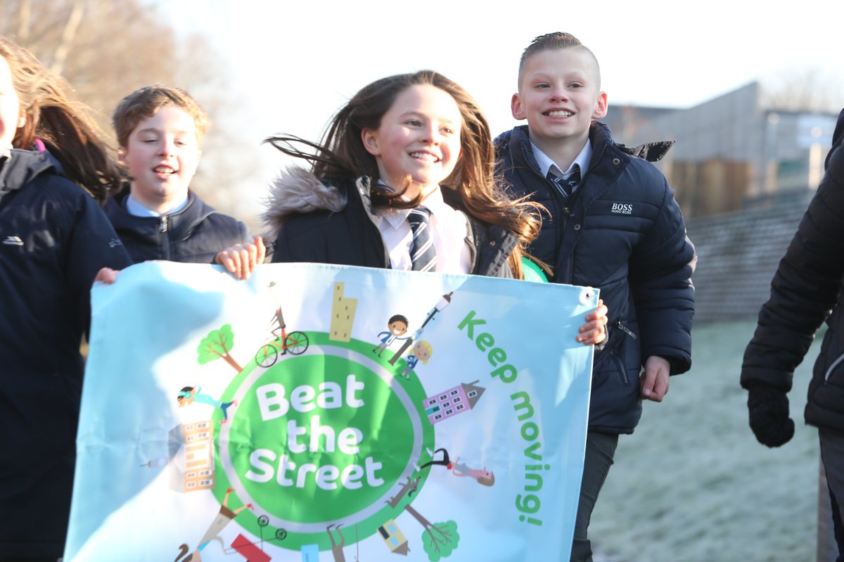 BTS_BNM's tweet photo. The game ends in 2 hours time, at 7pm! How many Beat Boxes can you tap before the game ends this evening in Barrhead and Newton Mearns? #beatthestreet #gettapping https://t.co/j6N1mUV4yI