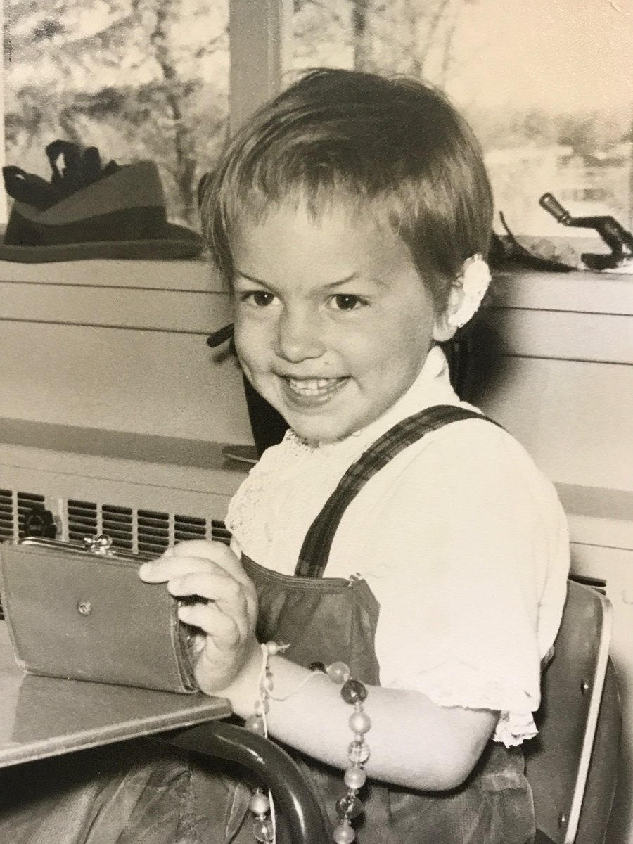 CoxCalifornia's tweet photo. "Find ways to help other people be successful. I believe that successful women leaders should find ways to pay it forward and help others find their most powerful path!"-Jennifer Mardon, Human Resources Manager #LeadWithMore #WomensHistoryMonth https://t.co/5oC42c1pDM
