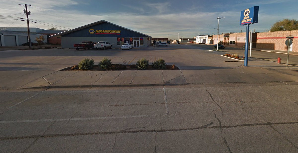 SweetwaterTXedc's tweet photo. #NAPAAutoParts is having a customer appreciation day on Tuesday, April 2nd. They will have an all day #sale, door prizes, free caps, and “World Famous Chili” for lunch at 11:30. Come show your #appreciation! #SweetwaterEconomicDevelopment #localbusiness https://t.co/7rwKCaiS5a