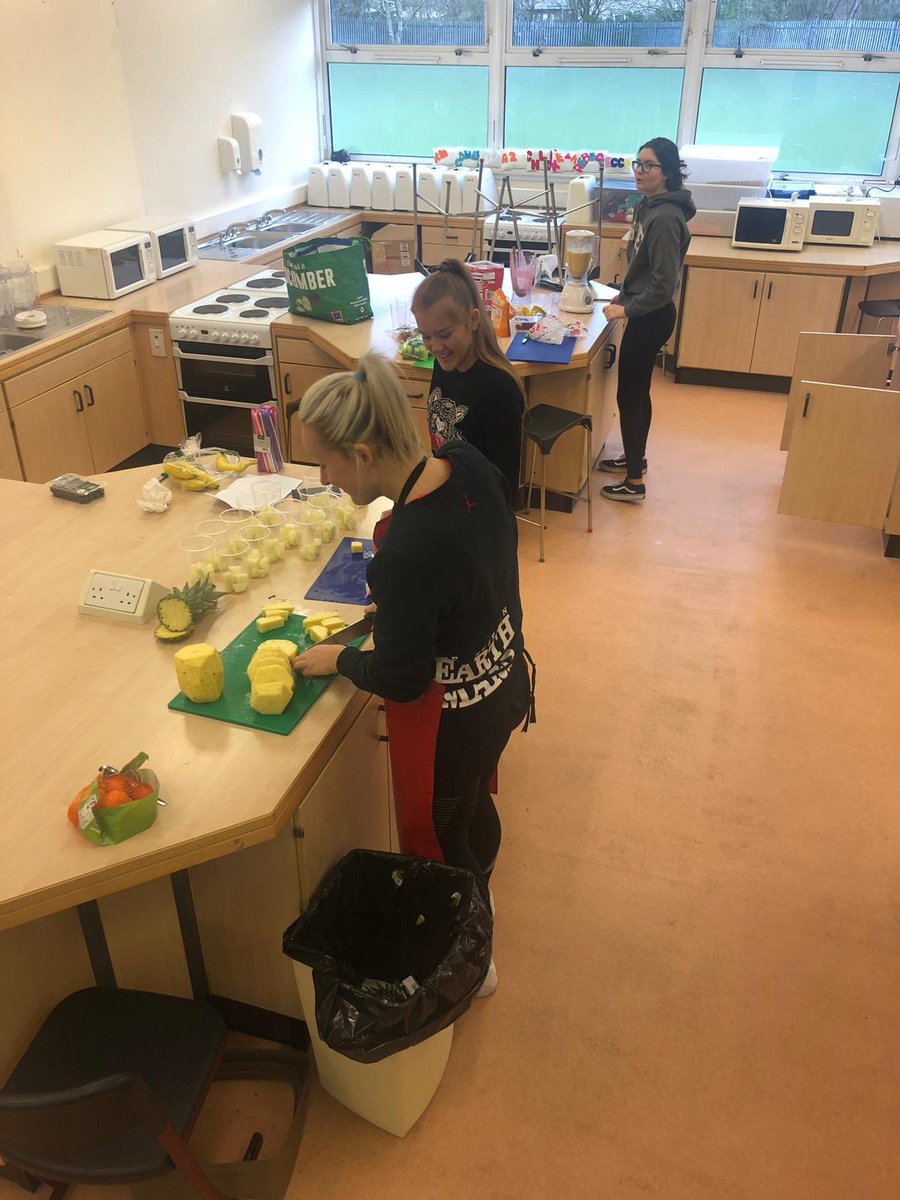 GHSWiderAch's tweet photo. Last day of fruit smoothies and fruit tubs! Well done to our senior social enterprise group for a fantastic business plan which kept the teachers very healthy and very happy! #socialenterprise #widerachievement #entreprenuersinthemaking https://t.co/VYcSCvhP0p