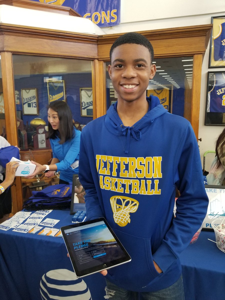 Our booth at our school's Health and Wellness Fair! We are so grateful to have AT&amp;T come out here and support us! We are teaching our peers the importance of not texting and driving! #DECAATTPROJECT #DECA #ATT