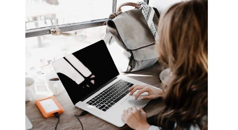 dcoupon_mx's tweet photo. Ser mujer y CEO en México

En México, el camino para las mujeres que buscan destacar en las empresas no es fácil; sin embargo, poco a poco han ganado terreno.

Fuente: economiahoy Mexico

#docupon_mx #LaAppdelahorro #noconsumetusdatos
E-mail: info@dcoupon.mx https://t.co/jYTU2JcwY1