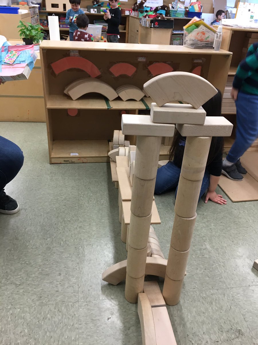 LaurGoldenberg's tweet photo. another amazing #showcasenyc visit at a very special community, PS 513 Castle Bridge. Painting, building, blocks and collaboration galore. Personal highlight: PreK student reading Eric Carle's Brown Bear (Big-book version) to me during project choice time. https://t.co/5lYYj2PbUc