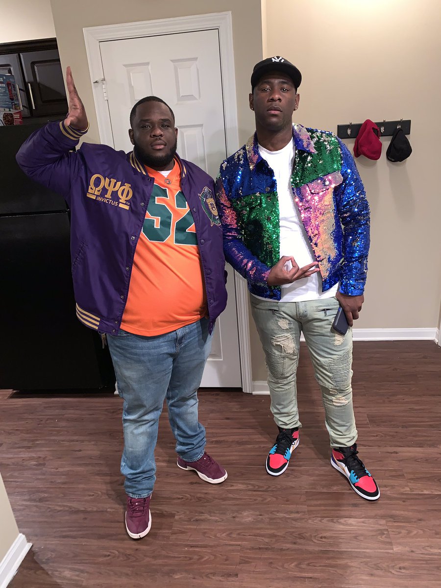 ThatHaitianQue's tweet photo. We both Haitian🇭🇹 so you know our blood line strong #SUSpringfest19 https://t.co/3j4faXHGR3