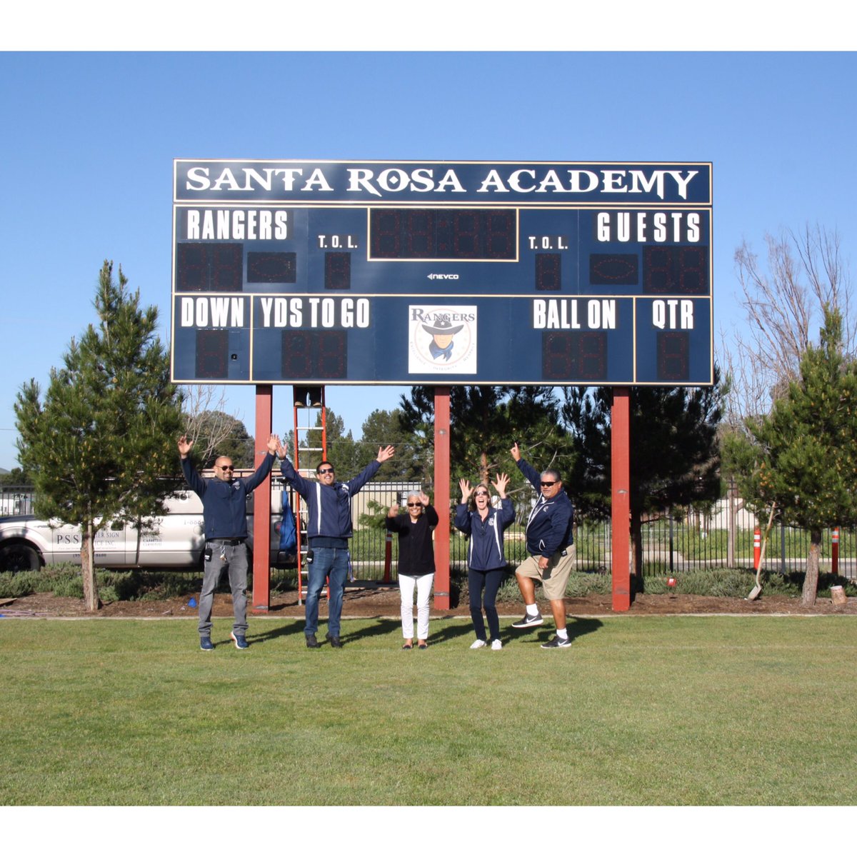 SRArangers's tweet photo. BREAKING NEWS! Our brand new scoreboard was just installed this week! π Thank you @premier_signs for this beautiful masterpiece! You guys did an amazing job. We canβt wait to use it! #menifee #menifeeschools #santarosaacademy #premiersigns #football #scoreboard #soccer https://t.co/2aMy2tpq4G