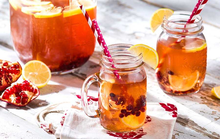 SNAPStouffville's tweet photo. Satisfy your sugar craving with our go-to infused water. This invigorating mixture of cranberry, orange, and ginger is loaded with antioxidants and will reduce inflammation. Bottoms up! https://t.co/Mp5BizuxTD #FoodieFriday https://t.co/NpdcptkuBs