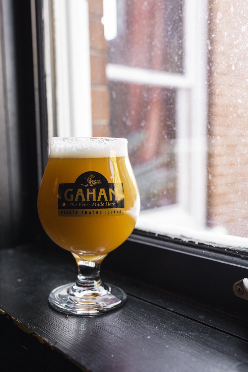 Snowbird Juicy IPA is back on tap!

Barrel Room is closed tonight but stop by Gahan for a pint or two of this favourite 🍻