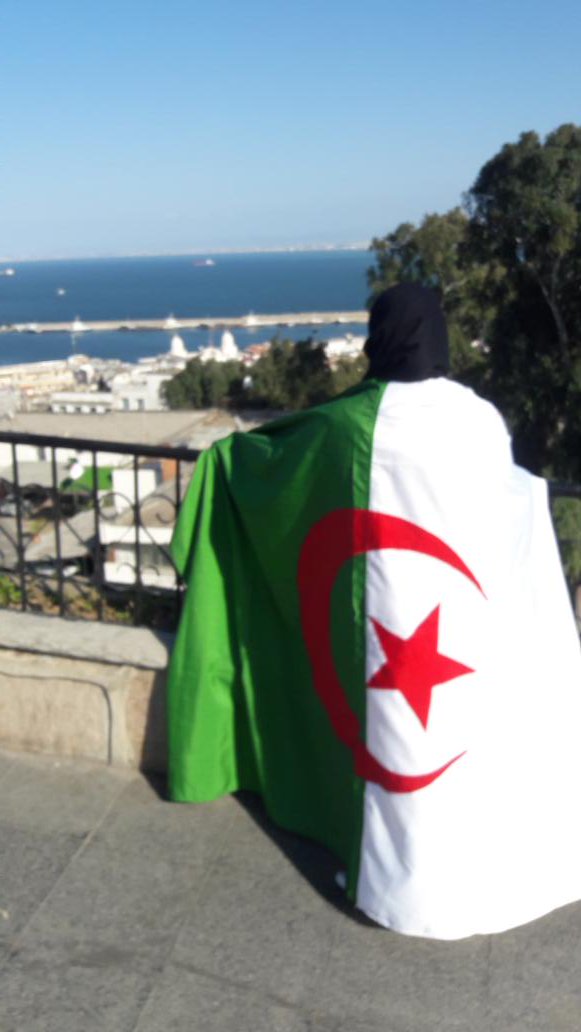 Lkhansaa1's tweet photo. #Algérie_manifestation
#29_Mars https://t.co/qSfCXF8yVI