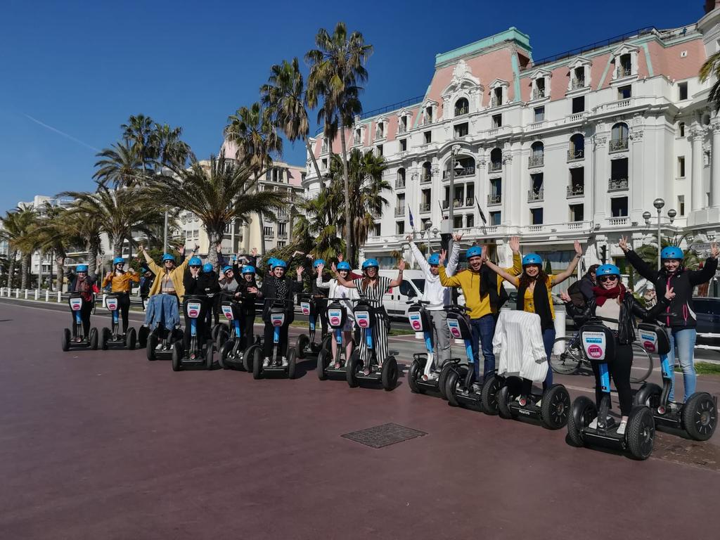 ProRegine's tweet photo. Petit résumé du voyage d'études des 2ème année BTS tourisme. 
#segway # Nice #VillaEphrussi #Btstourisme #LyceedOccitanie https://t.co/tDHLHEN2zJ