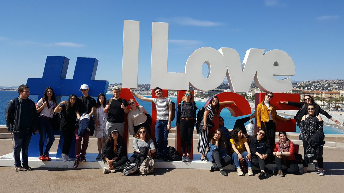 ProRegine's tweet photo. Petit résumé du voyage d'études des 2ème année BTS tourisme. 
#segway # Nice #VillaEphrussi #Btstourisme #LyceedOccitanie https://t.co/tDHLHEN2zJ