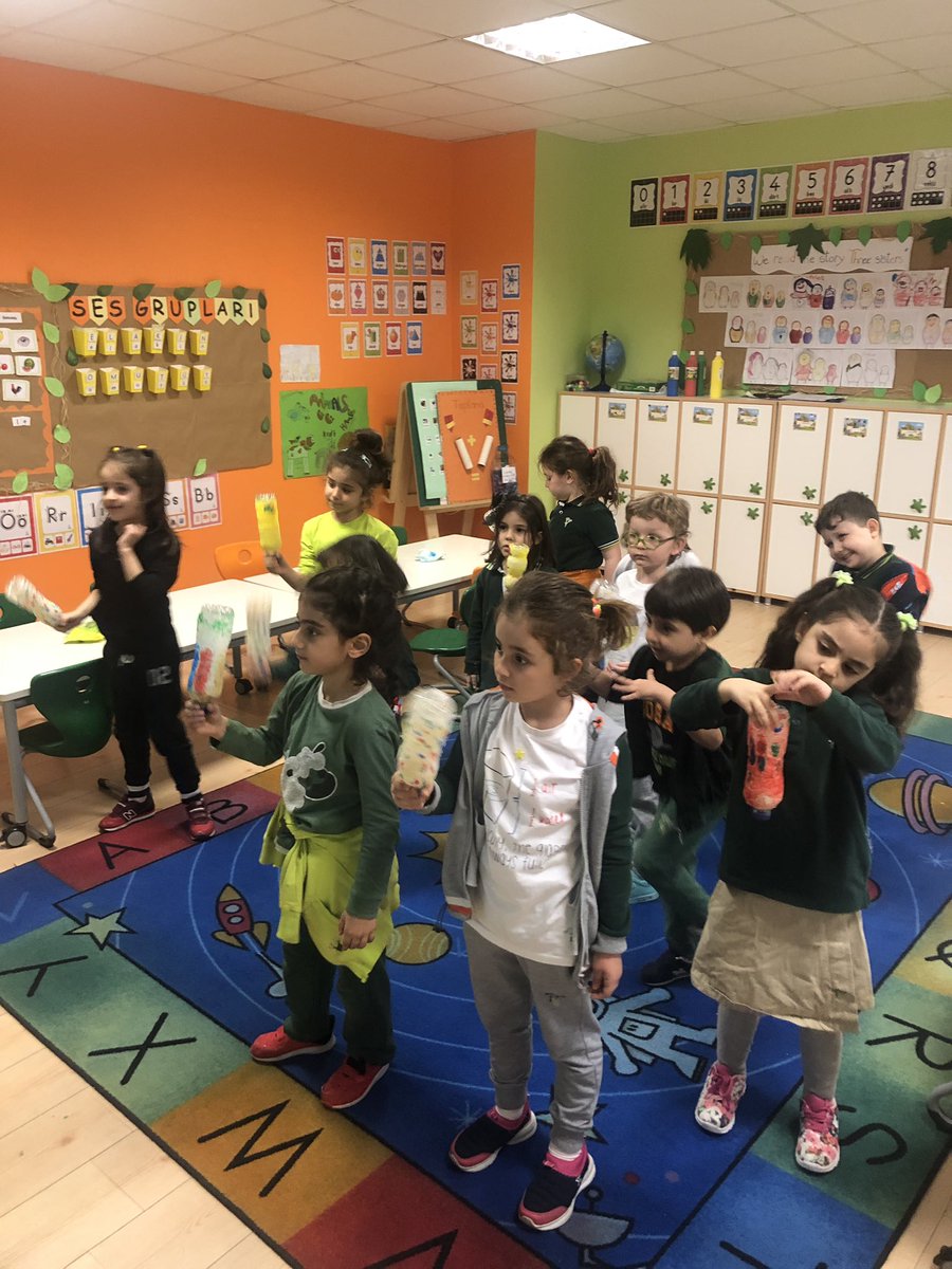 FLORYADOGAELT's tweet photo. Reduce, reuse, recycle! We made maracas. Can you hear the sound of recycling? 🤩 @FloryaDoga_ @TamerrAktas @KevsGunesMetin @DuyguYamanD https://t.co/uun8EE2XVz