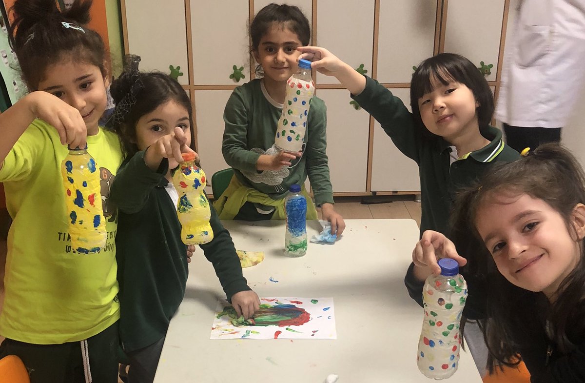 FLORYADOGAELT's tweet photo. Reduce, reuse, recycle! We made maracas. Can you hear the sound of recycling? 🤩 @FloryaDoga_ @TamerrAktas @KevsGunesMetin @DuyguYamanD https://t.co/uun8EE2XVz