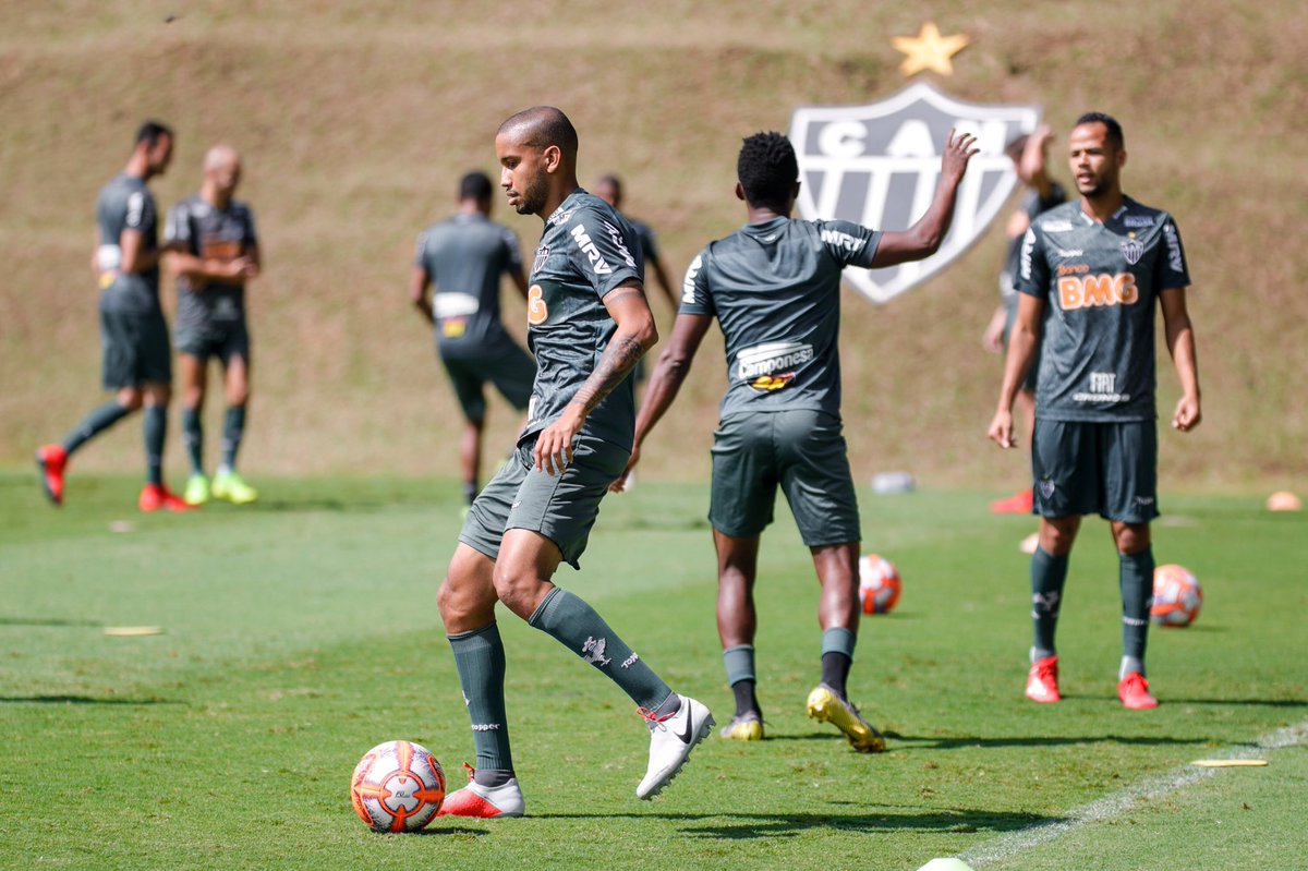 prattesgroup's tweet photo. A preparação do nosso atleta @oficialjairr segue com força total para o primeiro duelo da semifinal do Campeonato Mineiro. O Galo enfrenta o Boa Esporte amanhã (30), às 18h, em Varginha.

Pra cima, Jair! 🐔🏴🏳️ #Galo

📷 Bruno Cantini/Atlético https://t.co/ofPqj4fijs