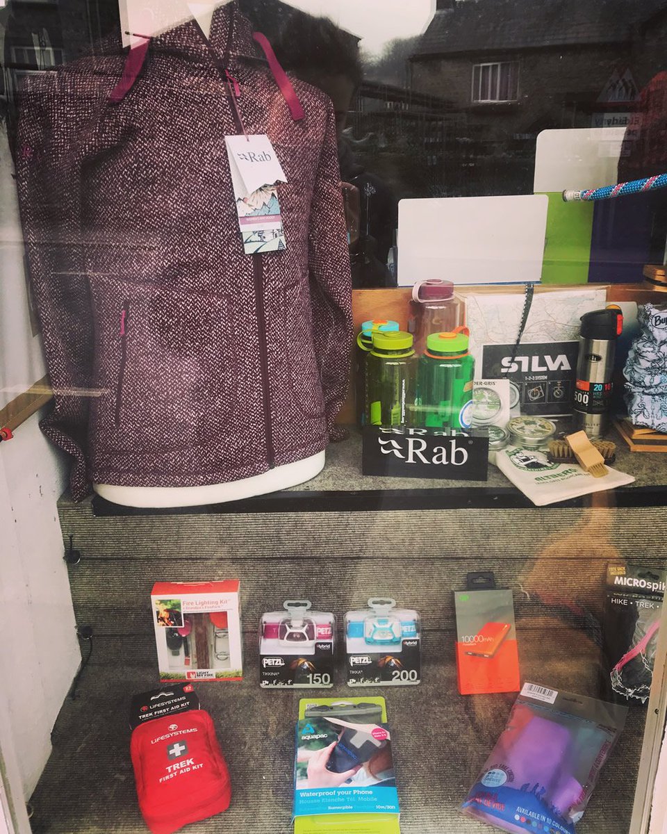 SheweeWC's tweet photo. Holiday-ing in Ingleton this spring? Don't get caught short up one of the 3 peaks ladies, pop into @inglesport IngleSport Climbing and Caving Equipment  and pick up a Shewee! 🚶‍♀️⛰💚🧗‍♀️

#YorkshireThreePeaks #Ingleton #Shewee #shoplocal #caving https://t.co/TSLzSWkst9