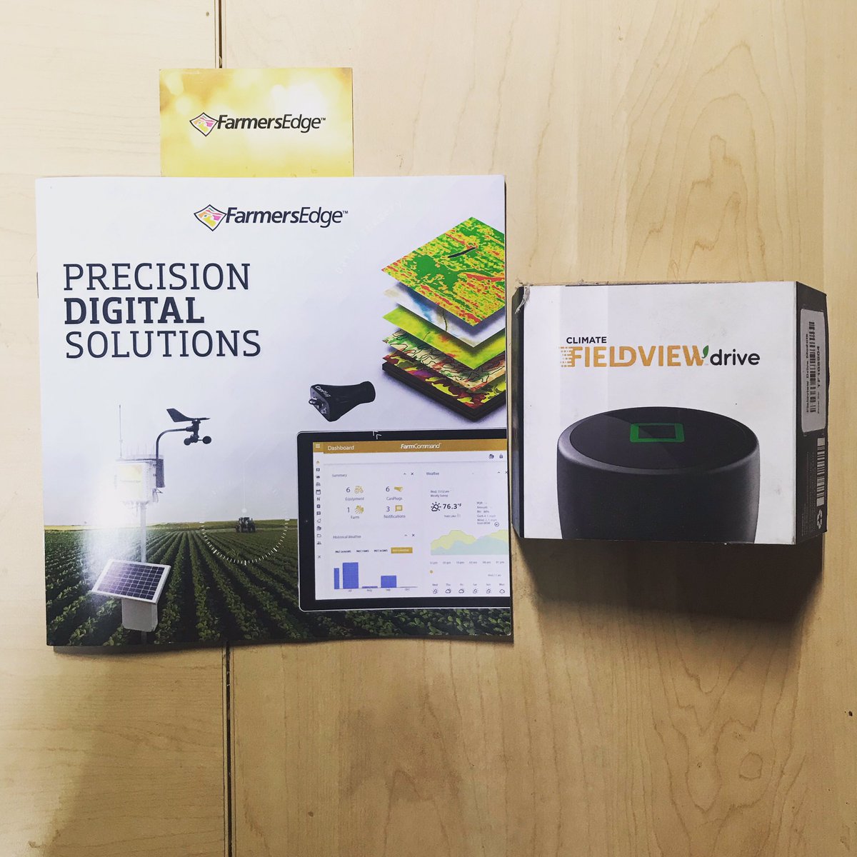 BriansVideos's tweet photo. Looks like we are running @climatecorp and @farmers_edge this growing season. Should be interesting to see which product works best in our operation #techfight #climatefieldview #farmersedge #hightechfarming #brownfarms #briansfarmingvideos https://t.co/EPlNp0c7iP