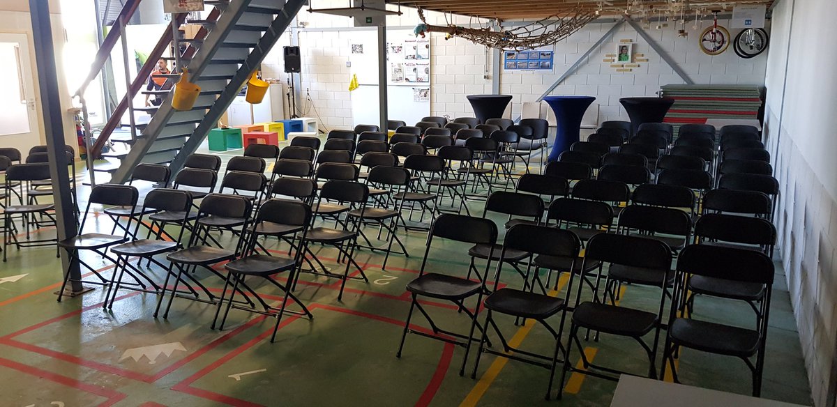 De beweegfabriek is omgebouwd tot cursushal voor bijna 100 professionals die de #DynamischeSchooldag 2.0 dinsdag 2 april van <a href="/AllesinBeweging/">Alles in Beweging</a> ism @BeweegWijs zullen bijwonen. Nieuwe rekenplein ligt er prachtig  bij! <a href="/twente/">Twente</a> <a href="/AchterhoekGld/">AchterhoekGLD</a> <a href="/Gem_Berkelland/">Gemeente Berkelland</a> x.com/BeweegWijs/sta…