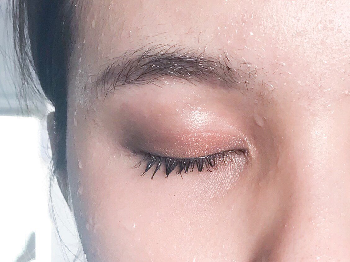 siwarintira's tweet photo. ทุกคนนมาสคาร่า Hepercurl ของเมย์เบลลีนในตำนาน💖ตอนนี้ลดอยุ่ด้วยจาก149เหลือ99บาท ลดถึงสิ้นเดือนเมษานะ ขนตางอนเด้ง ขนาดสาดน้ำยังงอนสู้ ไม่ตก ยอมใจในความกะนน้ำ💦#กันน้ำสาดดด https://t.co/KA8jULri2O