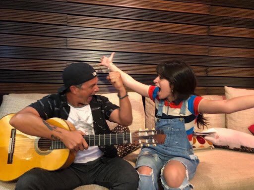 archivekarla's tweet photo. legends making art https://t.co/5hSeaRcIgP
