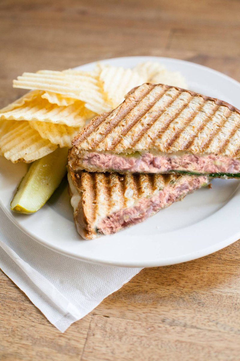 GoodnessCoffee's tweet photo. Keeping your Fridays meatless for Lent?  Stop by The Goodness today and enjoy a Grilled Cheese Panini with homemade Tomato Basil Soup, or our always popular Tuna Melt, Vegan Walnut Burger, or fresh salad. #meatfree #Lent #LentenSeason https://t.co/byOtImr4a5