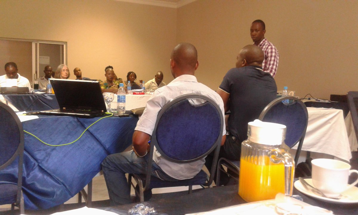 RuralYoungWomen's tweet photo. Happening Now: Day three of the Constitutional Awareness, Civic Education and Citizen Participation National Training of Trainers Workshop organised by @ACPDT_ in partnership with IRI-Zimbabwe. Today's topic is Promoting Active Citizenry #RestoringOurHome #KnowYourConstitution https://t.co/X00shBM4kY