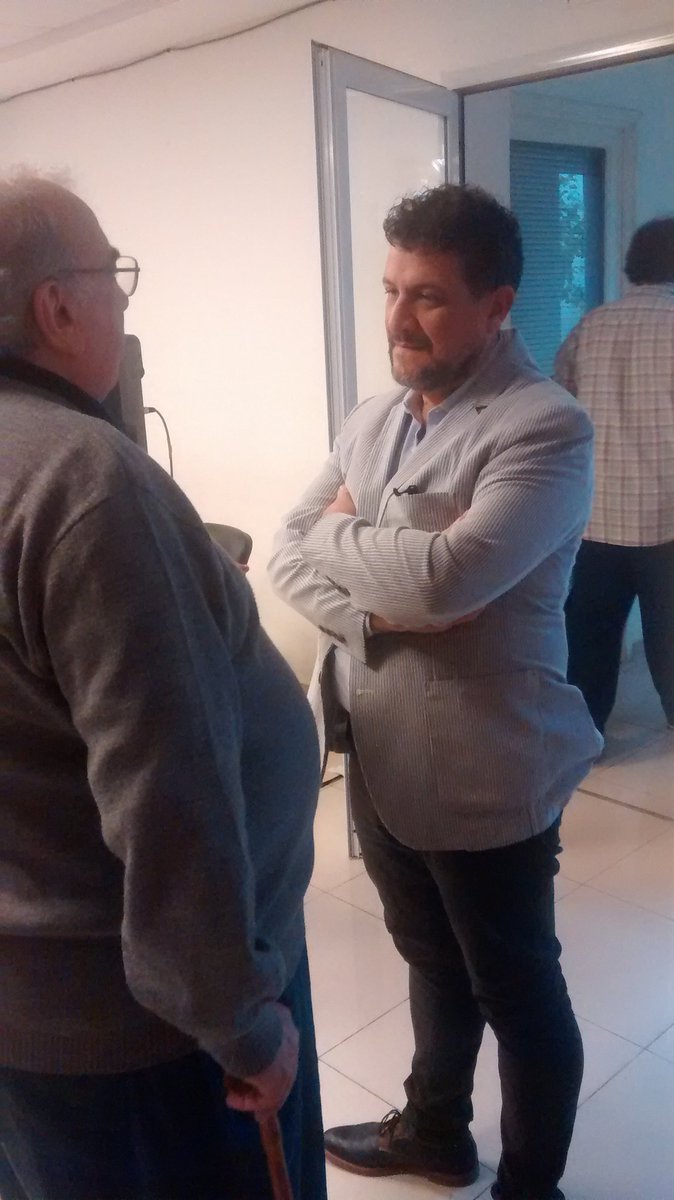 EzequielLasta's tweet photo. #Ahora lanzamiento de @LuisFedeArias como precandidato a Intendente de #LaPlata en la cede de la  @CCGGLaPlata 50 9y10. @radioulaplata https://t.co/FCIP8Fg9LY