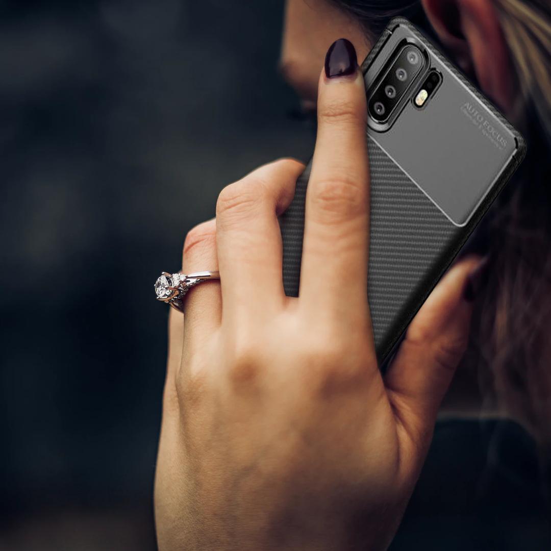 TheFoneStuff's tweet photo. Check out the top selling products on #TheFoneStuff
Huawei Mate 20 Pro Rear Camera Lens Protector: https://t.co/J9DXN7KSB1  
Huawei Mate 20 Pro Hybrid Tough Armour Case: https://t.co/NgkL1rYjHC 
Huawei P30 Pro Carbon Fiber Texture Case: https://t.co/i4JDQYiKlC 
#GetInGear #shopuk https://t.co/Nehk6N1aJe