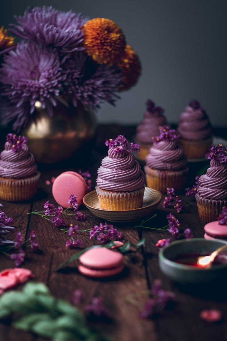 ZeinebKha's tweet photo. #violet
#cap_cake
💜💜💜💜 https://t.co/bbEpSVnuOG
