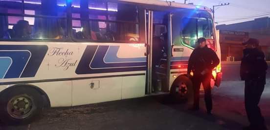 SSC_Pue's tweet photo. ¡Servir y proteger a las familias poblanas! 👨‍👩‍👧‍👦

Elementos de Seguridad Pública Municipal llevan a cabo el
Dispositivo Integral de Acompañamiento al Pasajero #DIAP. 🚍.

Zonas de atención y supervisión:

✅ San Jerónimo Caleras.

✅ San Pablo Xochimehuacán.

¡Es por ti! 👮‍♂️👮‍♀️ https://t.co/8lcejFphXw