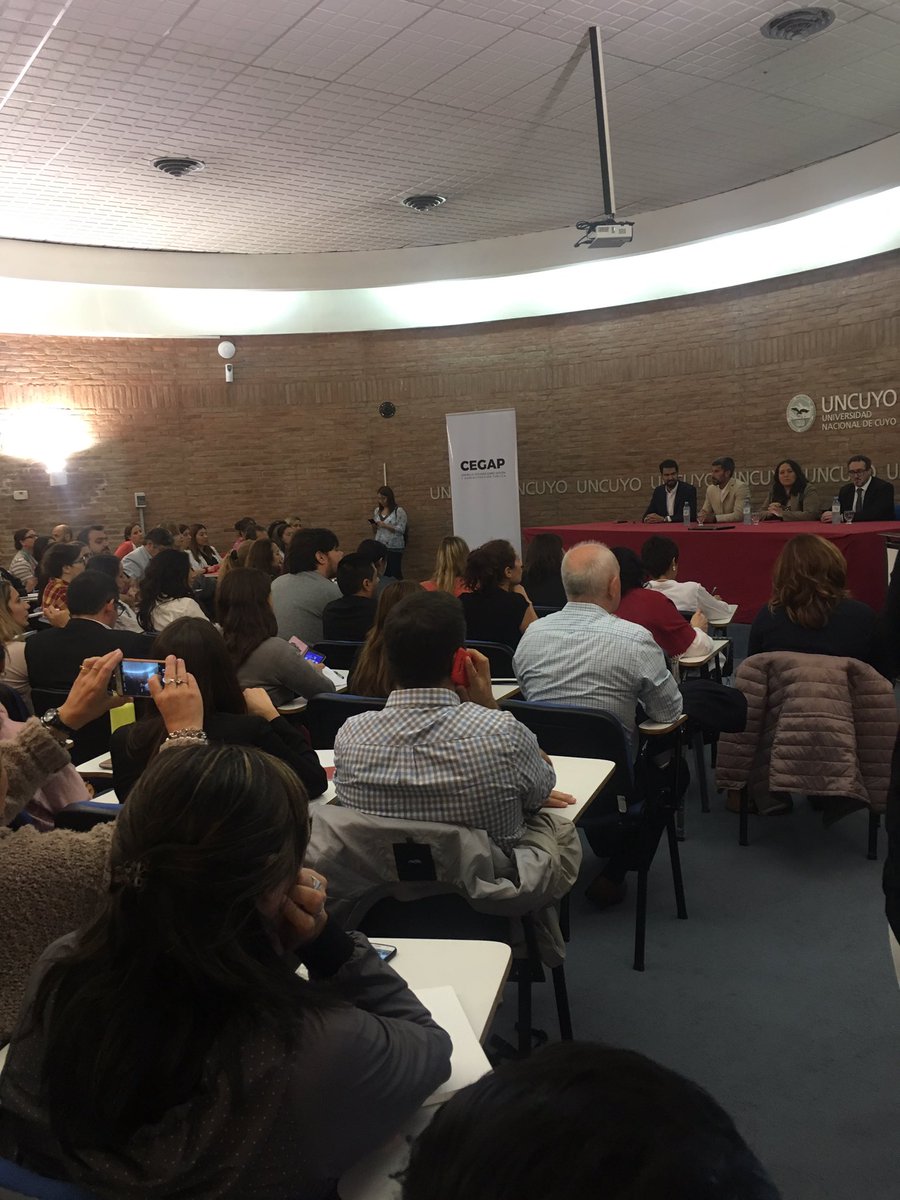 mariokatzenell's tweet photo. #IVProgramaFederal  Modernización del Estado. Jerarquización del empleo público. @Maxicamposrios #INAP #CEGAP @MinGobiernoMza @UNCuyo @UlpianoSuarez https://t.co/lzhAfFvE8y