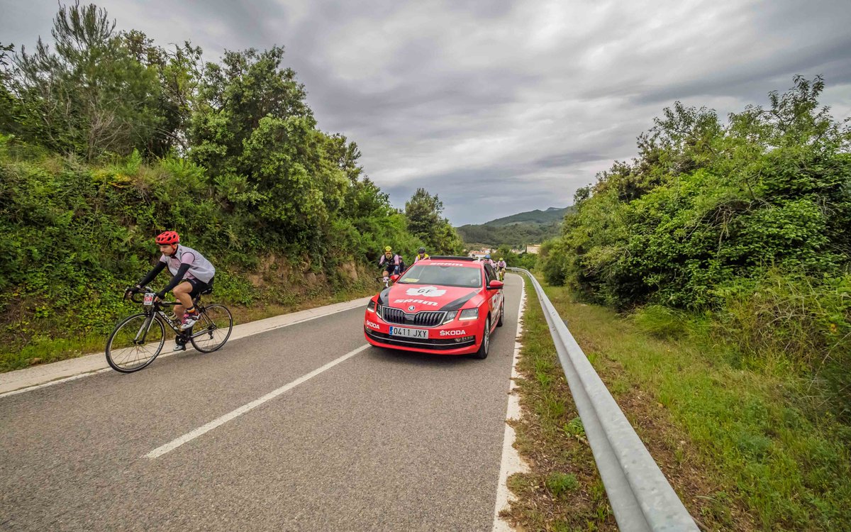 ⚡️Disfrutar ⚡️En Polar <a href="/GranFondoLM/">Polar Gran Fondo La Mussara</a> solo tienes que preocuparte de eso, ¡de disfrutar (y mucho)! Y para que todo vaya sobre ruedas, un año más, <a href="/SRAMroad/">SRAM Road</a> estará al pie del cañón con el mejor servicio técnico 🚴‍♂️polargranfondolamussara.com/es/servicios.p… #lamussara #escribelaleyenda