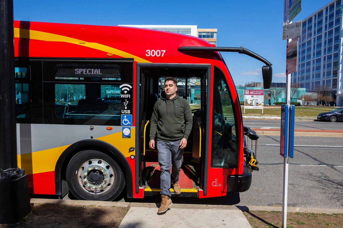 DCCirculator's tweet image. Forever? Forever ever, forever ever? Yes, DC Circulator rides are free forever! #FairShot