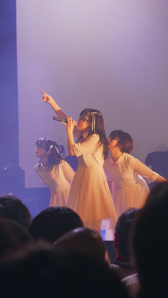 dotstokyo's tweet photo. 冬の再来？
（2019年3月29日）

https://t.co/gks285vqRF https://t.co/IiFFgzixu2