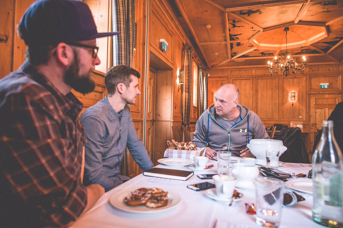 fums_magazin's tweet photo. Ladet schon mal eure Handyakkus auf, da kommt was auf euch zu....
@FrankBuschmann im #FUMSINTERVIEW - mehr in Kürze! 🔥
📸 @fettfuerimmer https://t.co/n7vB2OFTXA
