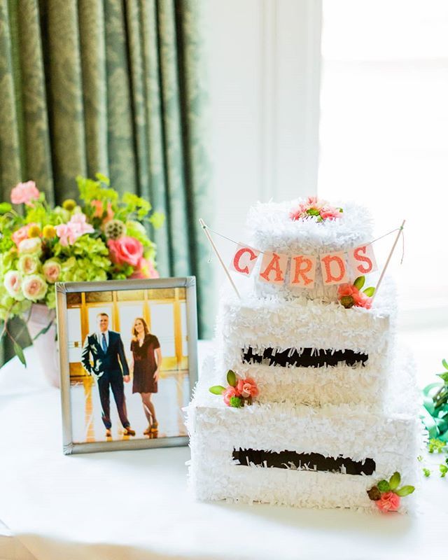 HOGevents's tweet photo. Is it a cake 🍰 or is it a card box 💌 ?  It's both! The mother of the bride has been handmaking this special treat for her children's weddings that now it's a tradition! We wanted to keep this darling touch so much after the wedding but we knew that i… https://t.co/ssaVpobec8 https://t.co/pkzORES3Gx