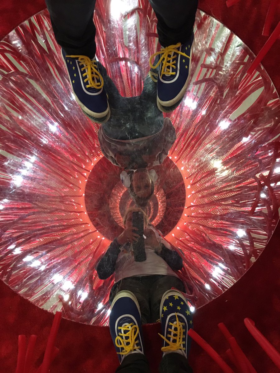 EK_Hrvatska's tweet photo. #EUandME i #startas u #brigadaexperience i #photoboothique na #LeapSummit2019 #LeapZG https://t.co/01IFaxYuOv