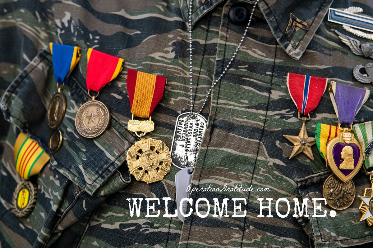 OpGratitude's tweet photo. To all #VietnamVeterans: THANK YOU for your service, and WELCOME HOME. Today and every day, we are grateful. https://t.co/6lMjr4poqJ #NationalVietnamVeteransDay (DoD photo by EJ Hersom. Used with permission.) https://t.co/L4PBIGD5ne
