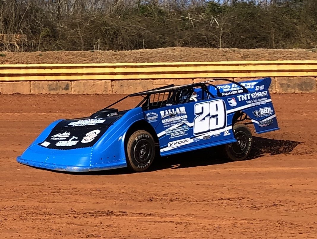 DaleMooreRacin's tweet image. Ready for the weekend! 
#DaleMooreRacing #LonghornChassisbyBHR #swiftsprings #resuspension #SandTwrapfactory #kemosabe