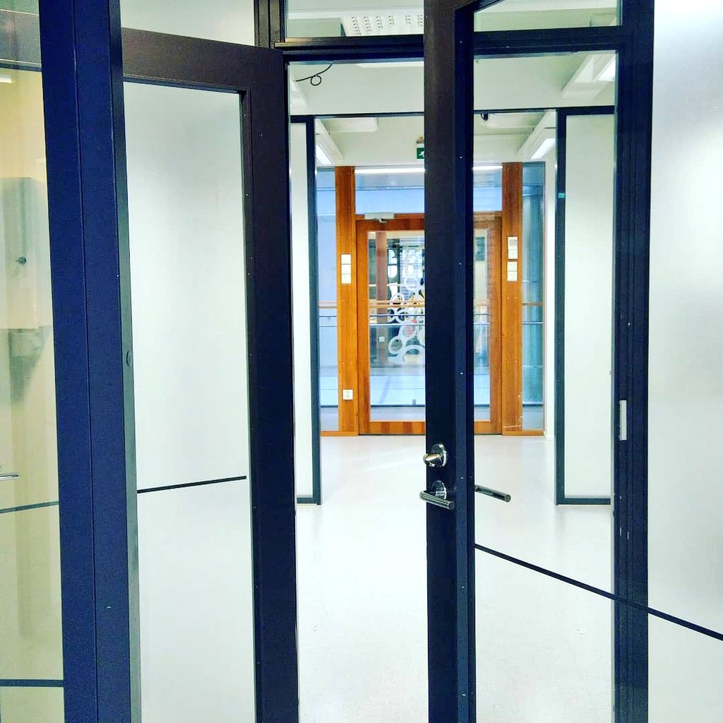 stevenratltner's tweet image. Happiness is to empower #BiophotonicsLab #research work development ! Happy weekend to all bright minds ! Light power to you✨🧠🧬🔬🌍♻️💙