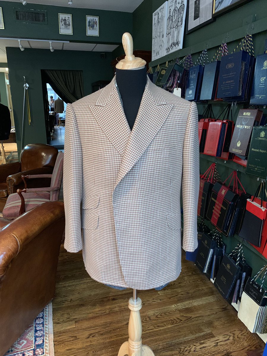 Leonard Logsdail tweet media